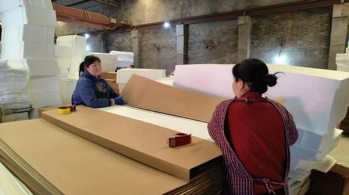 Xingtai Shenghao Glass Products Co., Ltd.