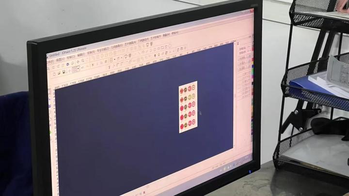 Zhongshan Custom Crafts Co., Ltd.