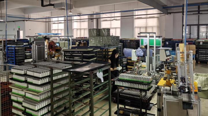 Ningbo Ouqi Smoking Set Co., Ltd.