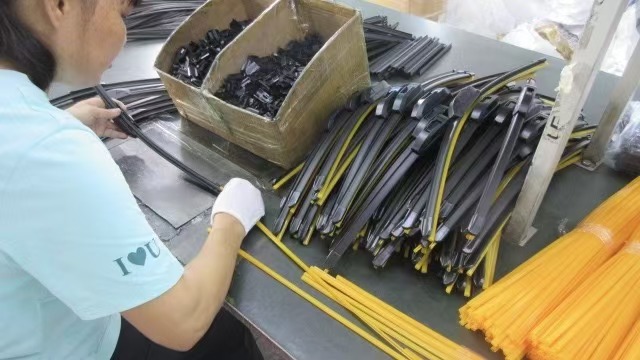 Dongguan Zhongyi Auto Accessories Co., Ltd.