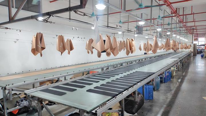 Shenzhen Biyou Handbag Co., Ltd.