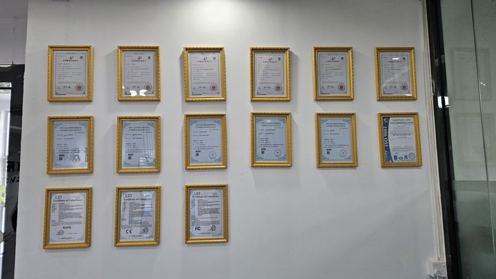 Shenzhen Astouch Tech Co., Ltd.