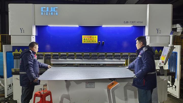 Hebei Xiongqian Wire Mesh Manufacturing Co., Ltd.
