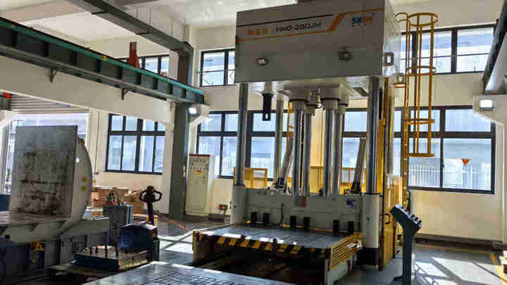 Ningbo Liangye Electric Appliances Co., Ltd.