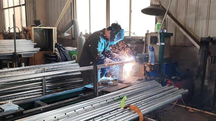 Yiwu Nuohong Building Materials Co., Ltd.
