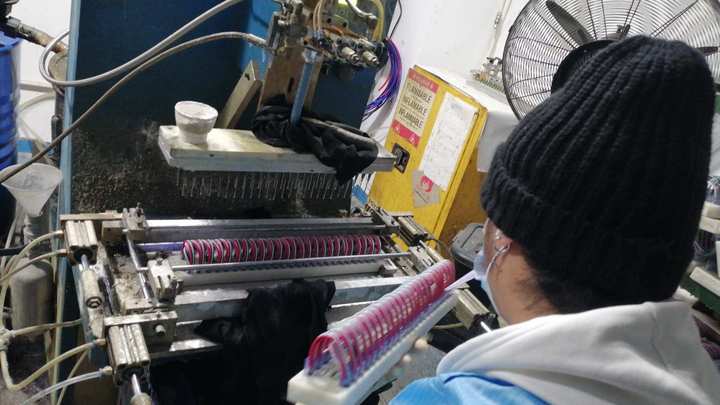 Shenzhen Hongding Light Source Co., Ltd.