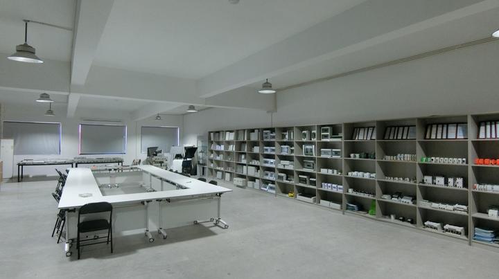 Yueqing Xianglang Electric Co., Ltd.