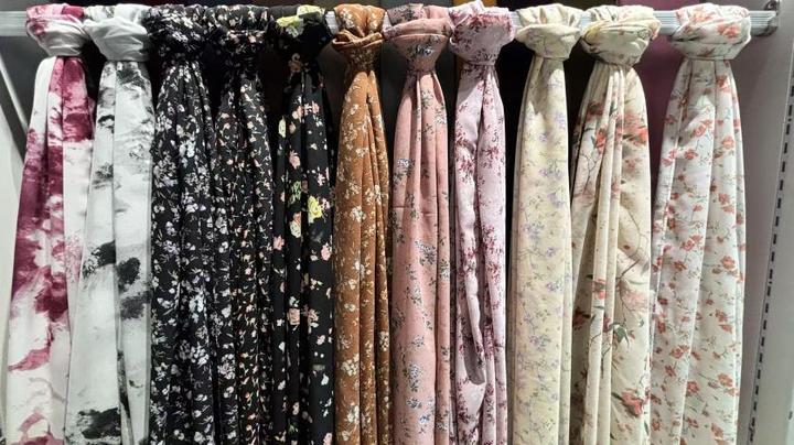 Yiwu Yiwen Clothing Co., Ltd.