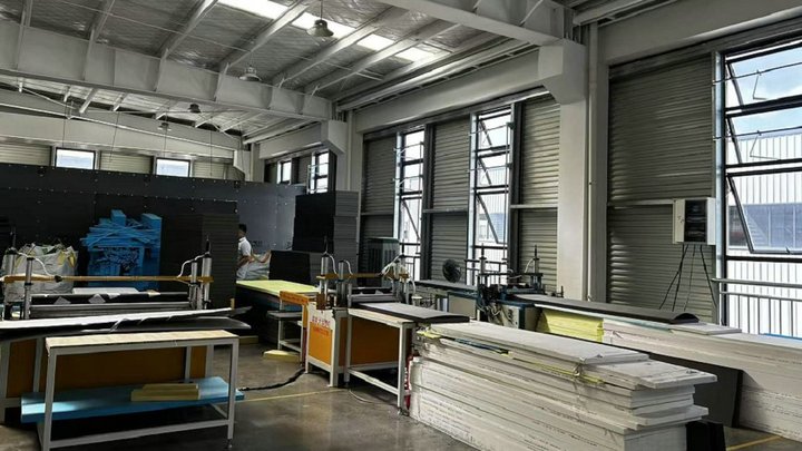 Hangzhou LUX New Material Technology Co., Ltd.