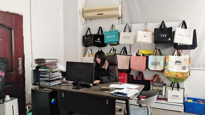 Yiwu Juji Import And Export Co., Ltd.