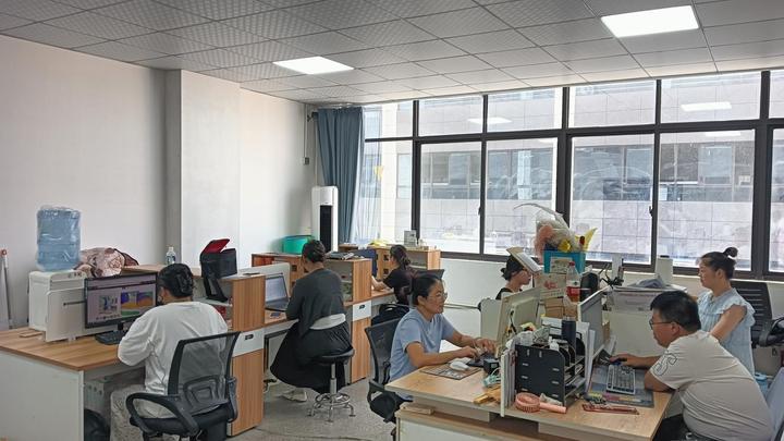Yiwu Yuce Arts & Crafts Co., Ltd.