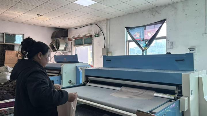 Yiwu Huiyu Apparel Co., Ltd.