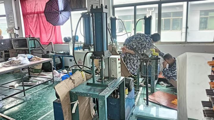 Yiwu Sola Craft Co., Ltd.