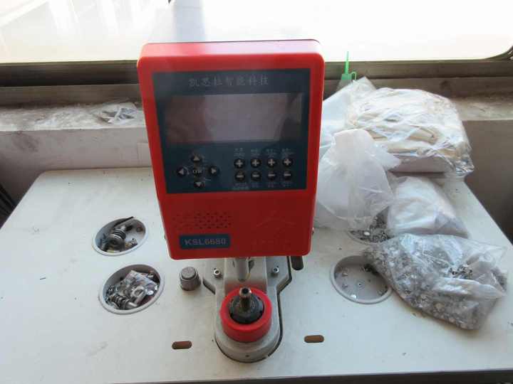 Yiwu Huayi Hat Industry Co., Ltd.