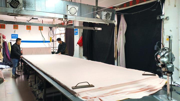 Zhuzhou February Bird Clothing Co., Ltd.