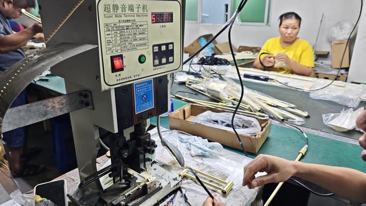 Dongguan Mingpin Photoelectric Lighting Co., Ltd.