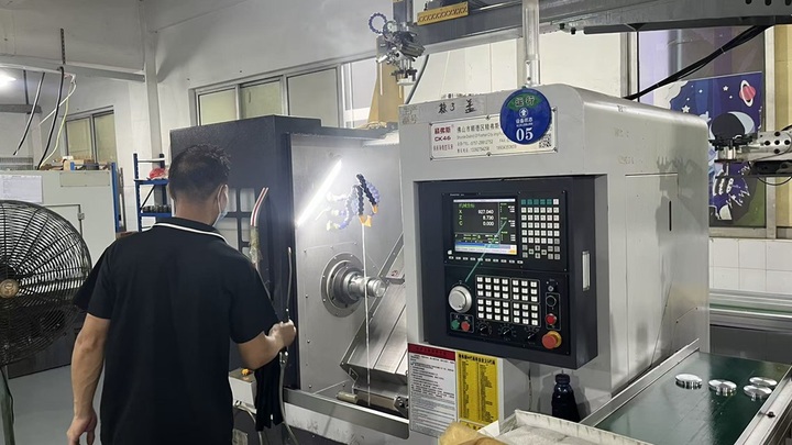 Dongguan Liaobu Yuanlian Hardware Processing Store