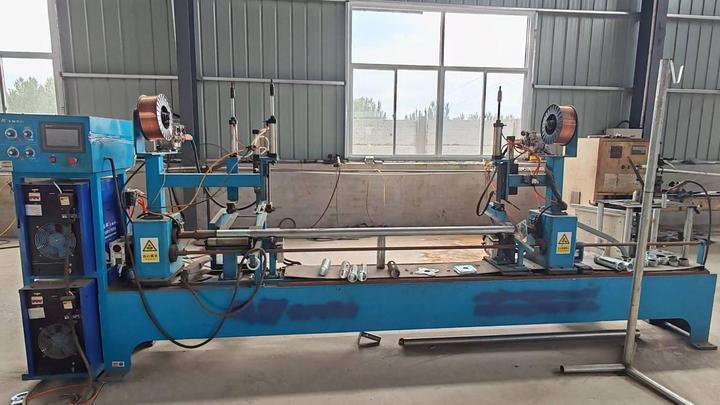Cangzhou Xinlongyi Construction Equipment Co., Ltd.