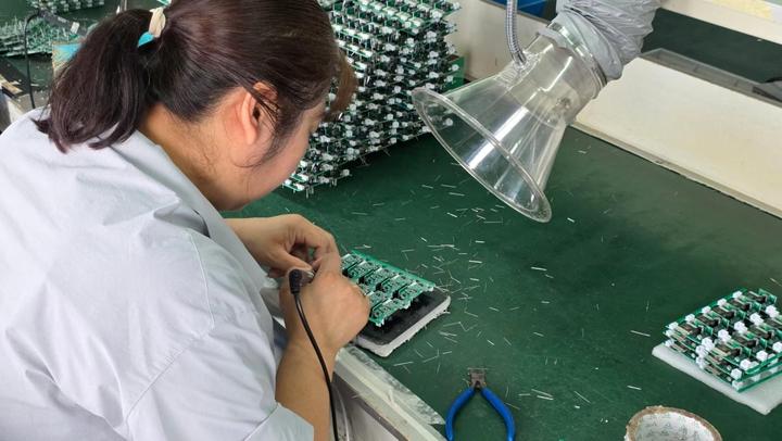 Wenzhou Yuxuan Technologies Co., Ltd.
