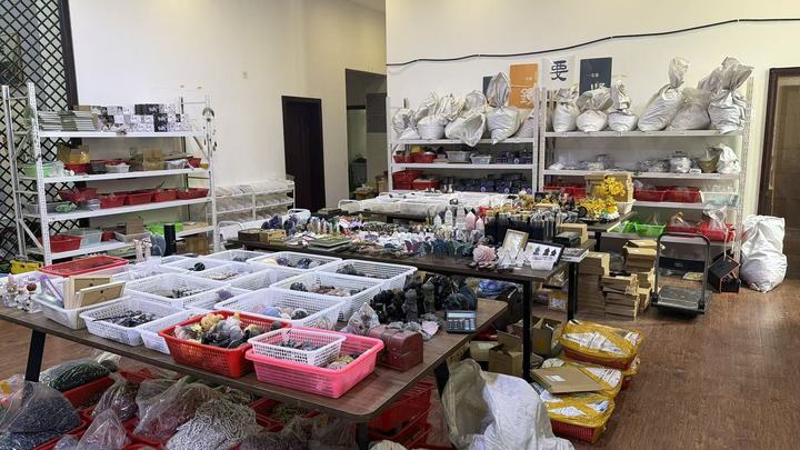 Donghai County Munilo Crystal Jewelry Co., Ltd.
