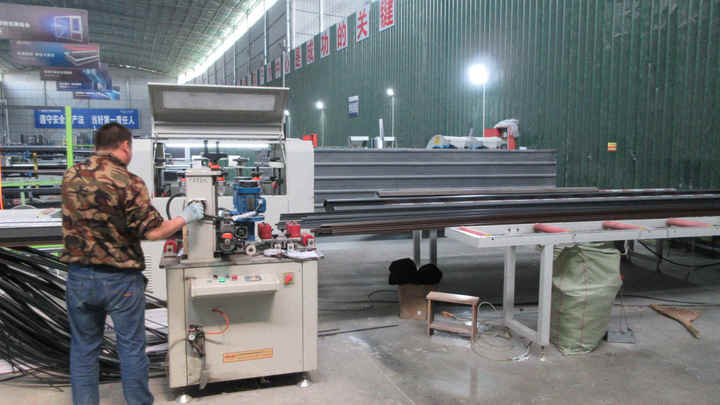 Shaanxi Shengdi Will Doors And Windows Technology Co., Ltd.
