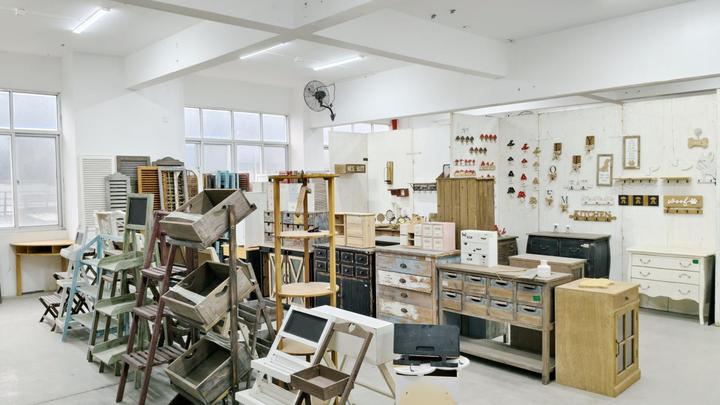 Luckywind Handicrafts Company Ltd.