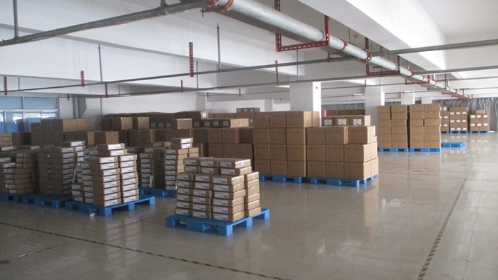 Jiangyin Xinfeng Clothes-Manufacturing Co., Ltd.