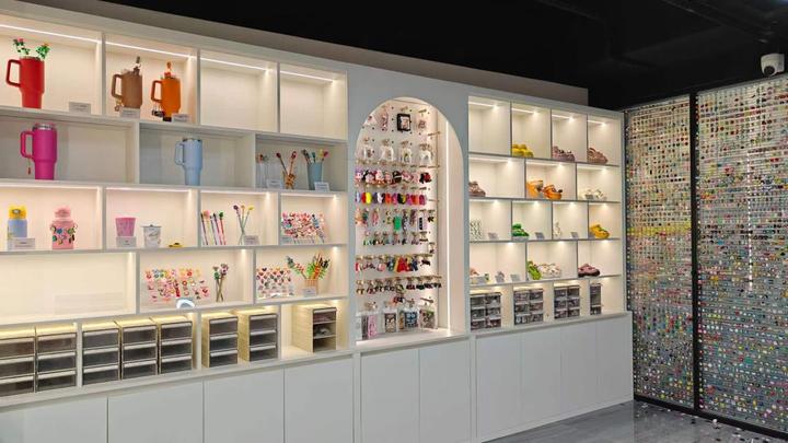 Dehua Yiqu Crafts Co., Ltd.