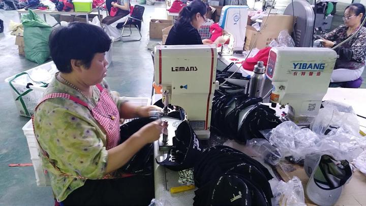 Zhengzhou Fuch Clothes Co., Ltd.