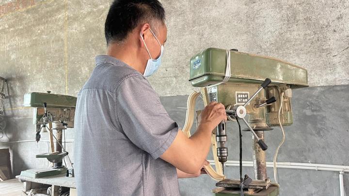Lavinia (hangzhou) Industry & Trade Co., Ltd.
