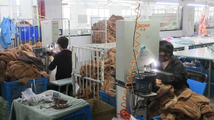 Yiwu Loveda Gear Import & Export Co., Ltd.
