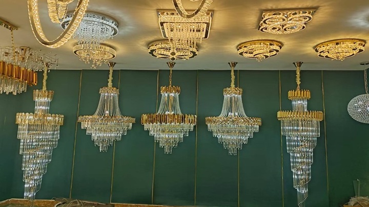 Zhongshan Huaqi Lighting Co., Ltd.