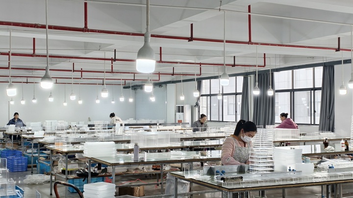 Jinhua Xinyurui Crafts Co., Ltd.