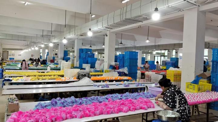 Yiwu Xiaotaoqi Plastic Factory