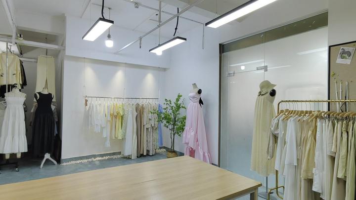 Dongguan Jiasheng Garment Co., Ltd.