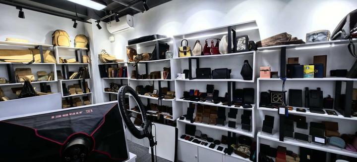 Shenzhen Boshiho Leather Co., Ltd.