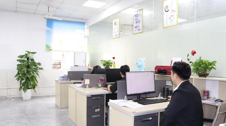 Dongguan Haoxin Clothing Co., Ltd.