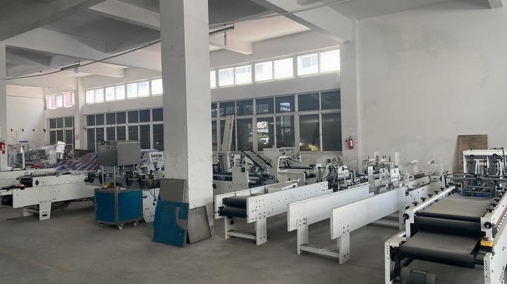 Wenzhou Lianteng Packaging Machinery Co., Ltd.