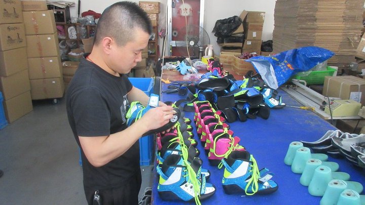 Hangzhou Yiqi Sports Equipment Co., Ltd.
