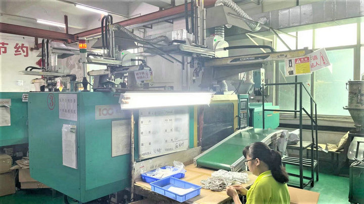 Dongguan Yingke Plastic Products Co., Ltd.
