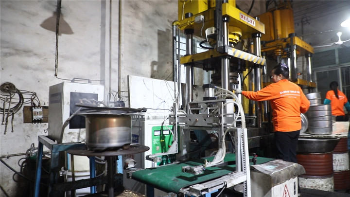 Chaozhou Chaoan Caitang Dongzhaowei Stainless Steel Factory