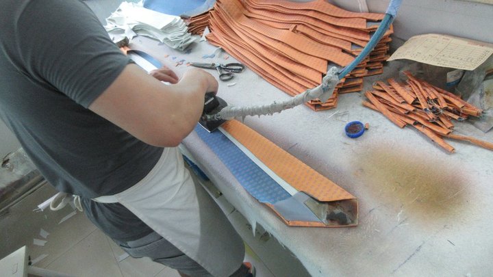 Shengzhou Boyi Neckwear & Weaving Co., Ltd.