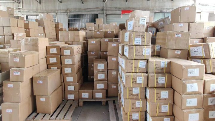 Pujiang Chenjie Crystal Arts & Crafts Co., Ltd.
