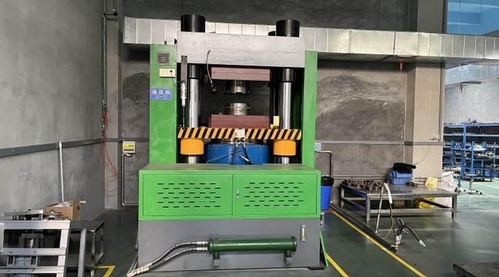 Zhongshan Unique Metal Crafts Co., Ltd.