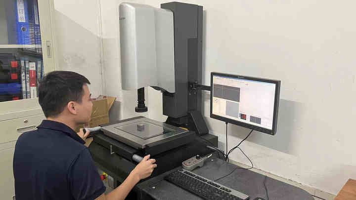 Dongguan Ronghang Hardware Mould Co., Ltd.