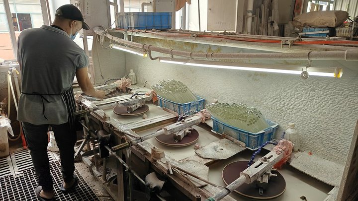Pujiang Minghuang Crystal Co., Ltd.